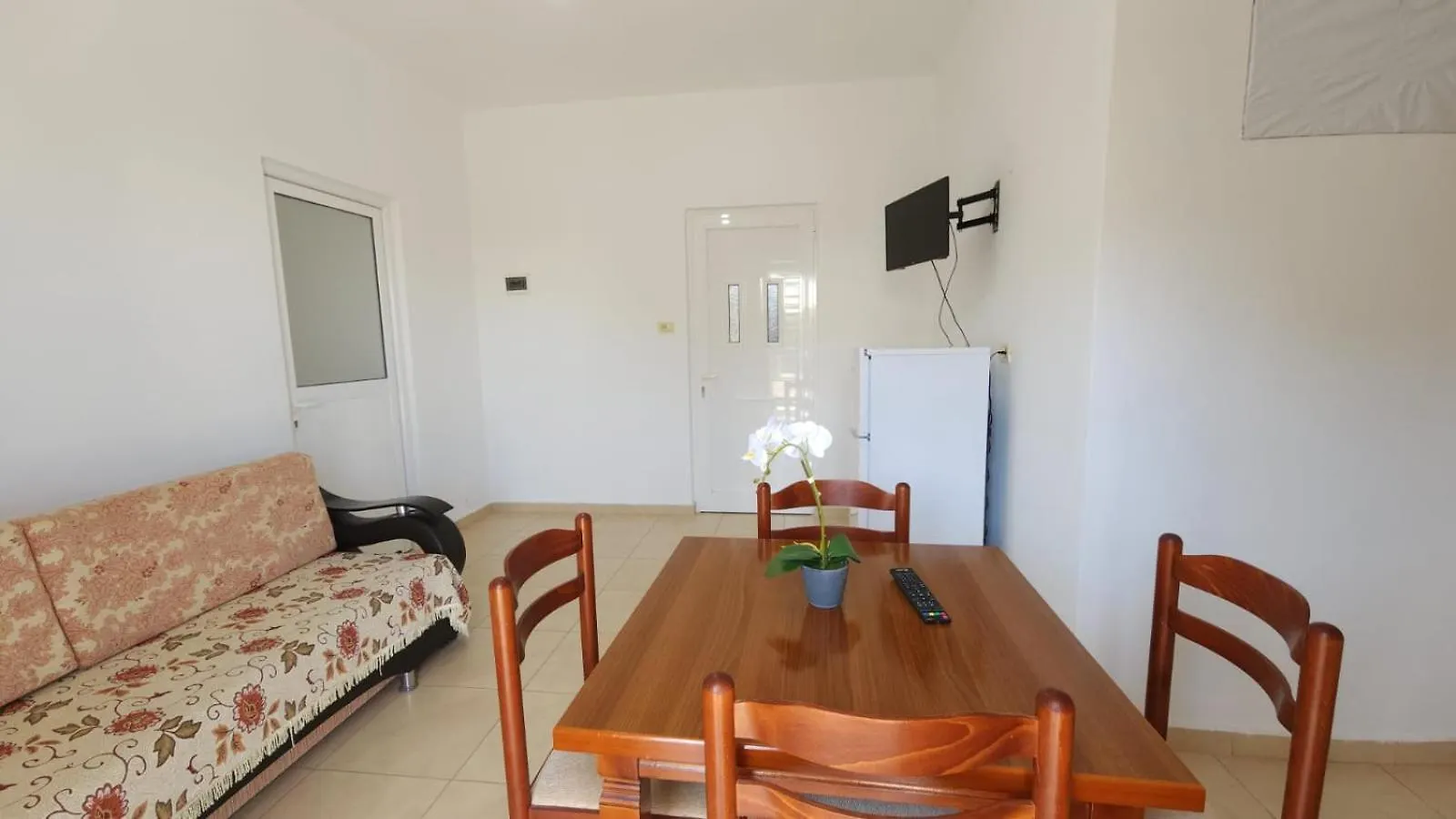 Vila Lani Ksamil Apartment